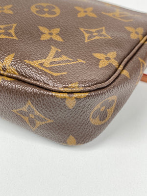 LOUIS VUITTON - POCHETTE ACCESSORIES MONOGRAM HANDBAG