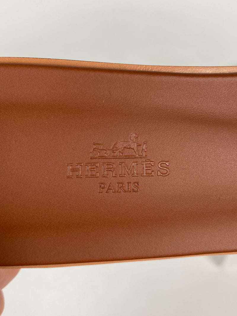 HERMES - ORAN SANDALS IN TAN LEATHER - SZ 39.5 - NEW IN BOX
