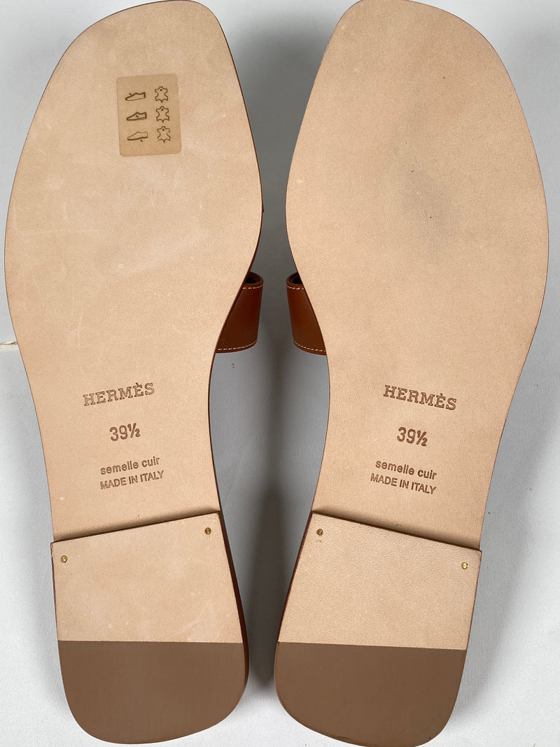HERMES - ORAN SANDALS IN TAN LEATHER - SZ 39.5 - NEW IN BOX