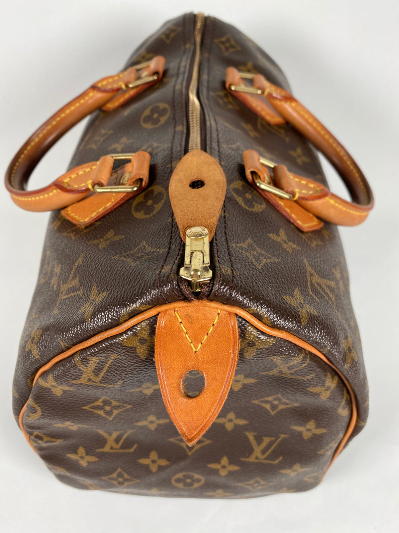 LOUIS VUITTON - MONOGRAM SPEEDY 30 - Yr 2002