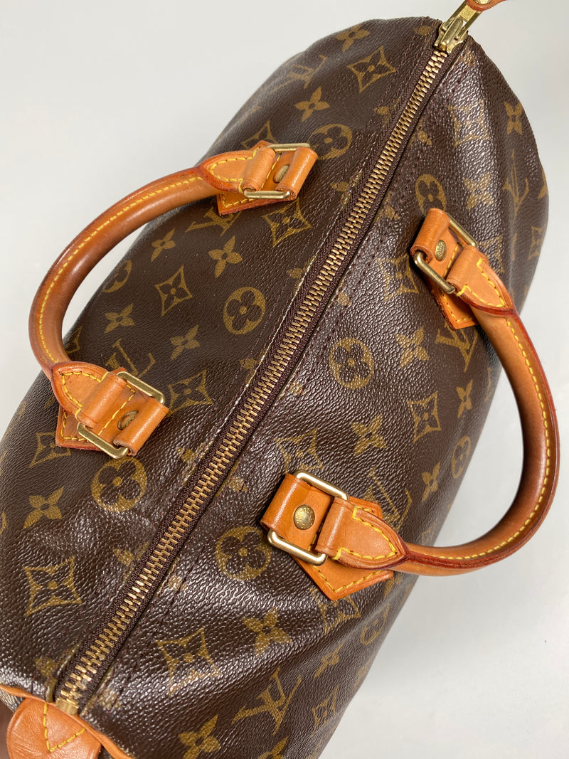 LOUIS VUITTON - MONOGRAM SPEEDY 30 - Yr 2002