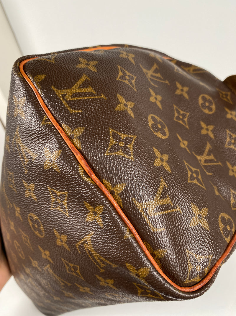 LOUIS VUITTON - MONOGRAM SPEEDY 30 - Yr 2002