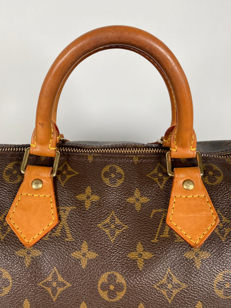 LOUIS VUITTON - MONOGRAM SPEEDY 30 - Yr 2002