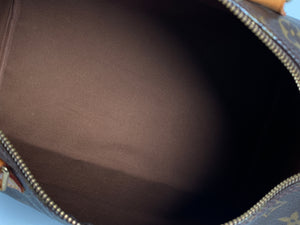 LOUIS VUITTON - MONOGRAM SPEEDY 30 - Yr 2002