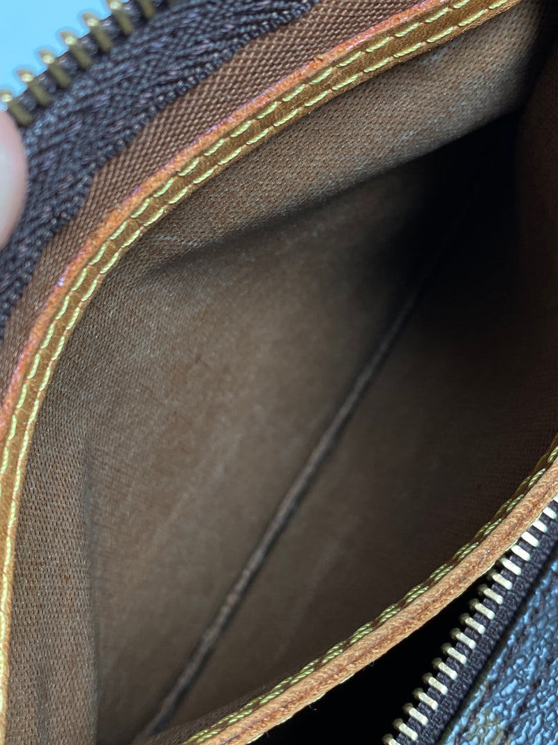 LOUIS VUITTON - MONOGRAM SPEEDY 30 - Yr 2002