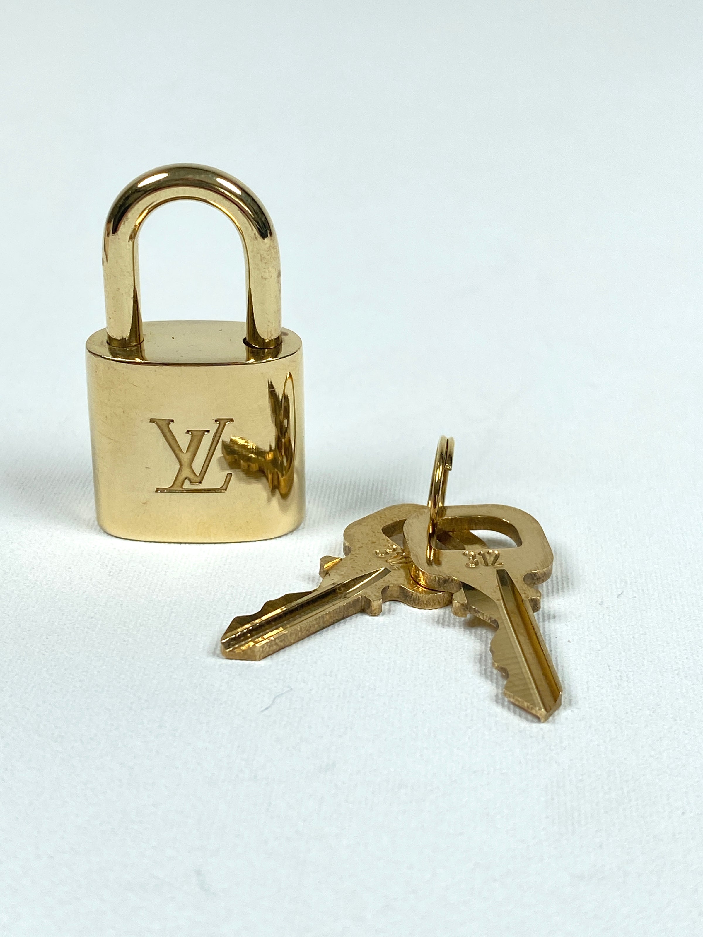 Louis Vuitton Lock and Key Set - Gold Travel, Accessories