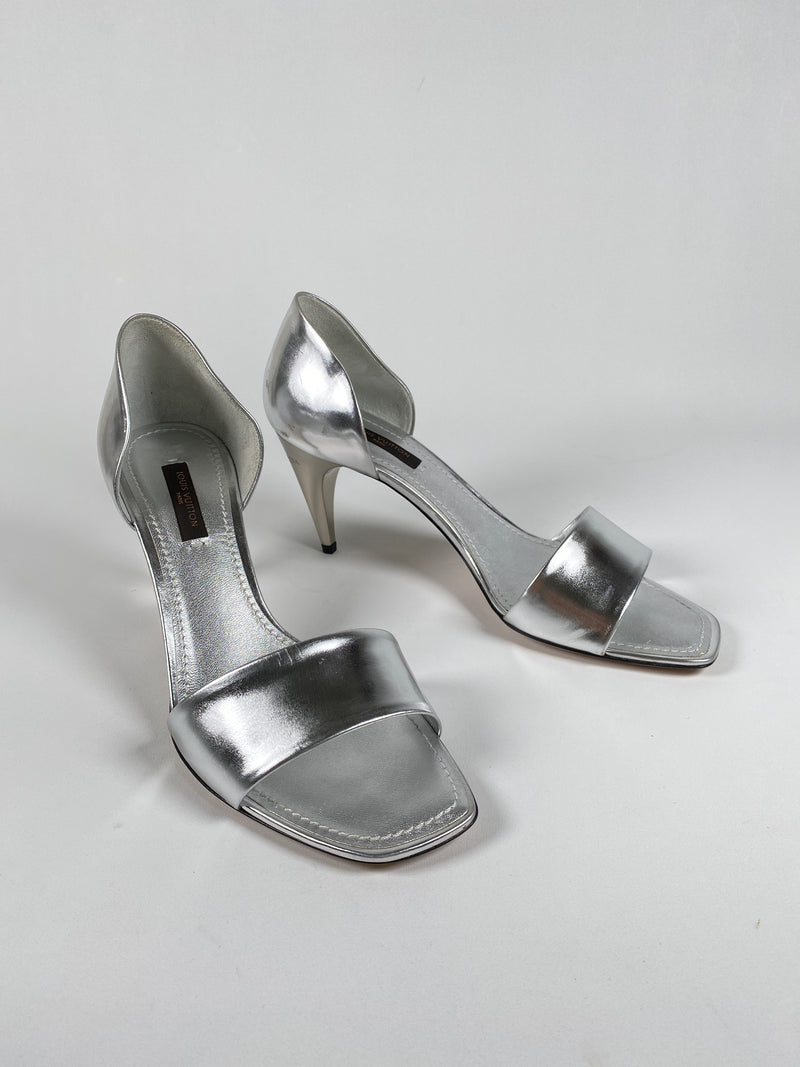 LOUIS VUITTON - SILVER D'ORSAY MID HEEL PUMPS - SZ 37