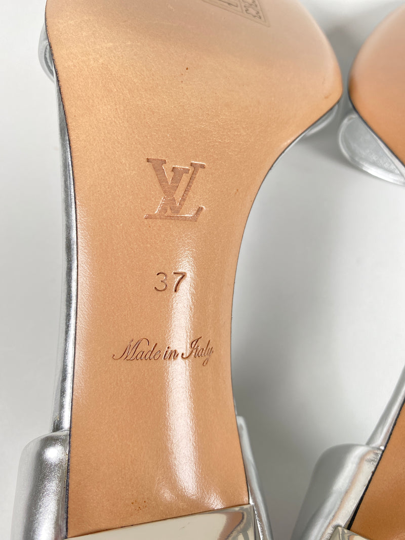 LOUIS VUITTON - SILVER D'ORSAY MID HEEL PUMPS - SZ 37