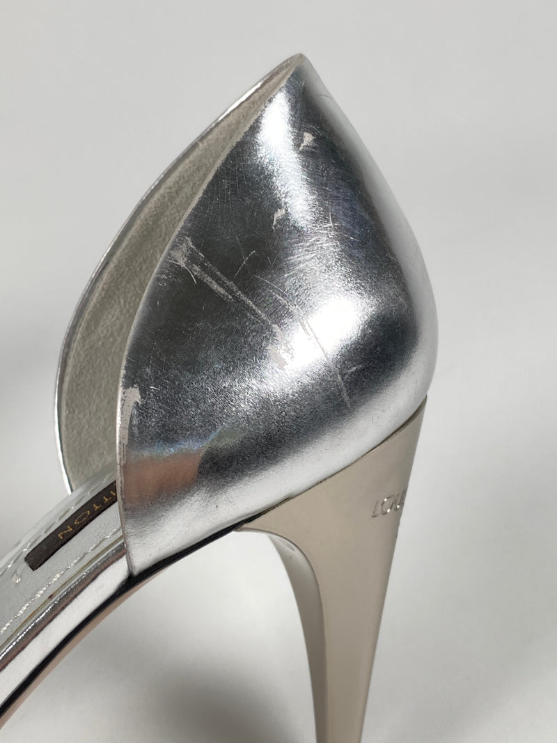 LOUIS VUITTON - SILVER D'ORSAY MID HEEL PUMPS - SZ 37