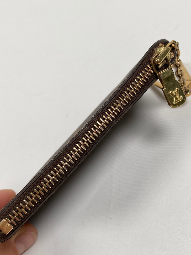 LOUIS VUITTON - POCHETTE CLES KEY CASE IN MONOGRAM CANVAS