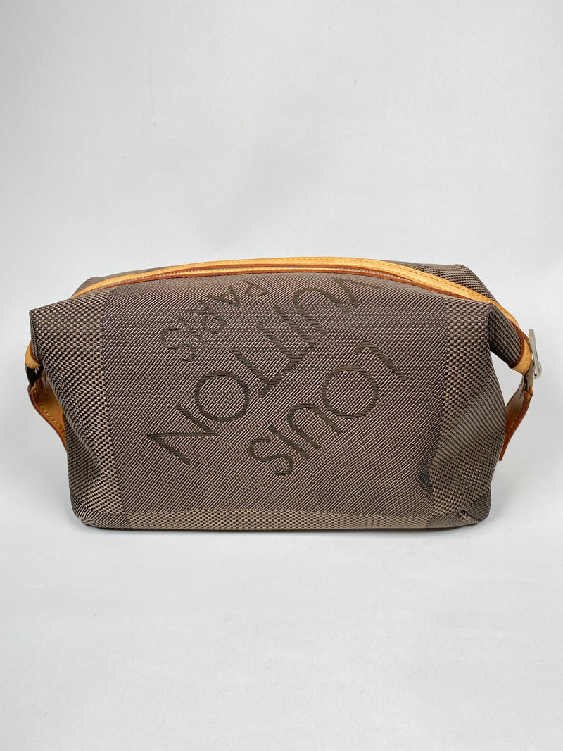 LOUIS VUITTON - DAMIER GEANT ALBATROS TOILETRY BAG