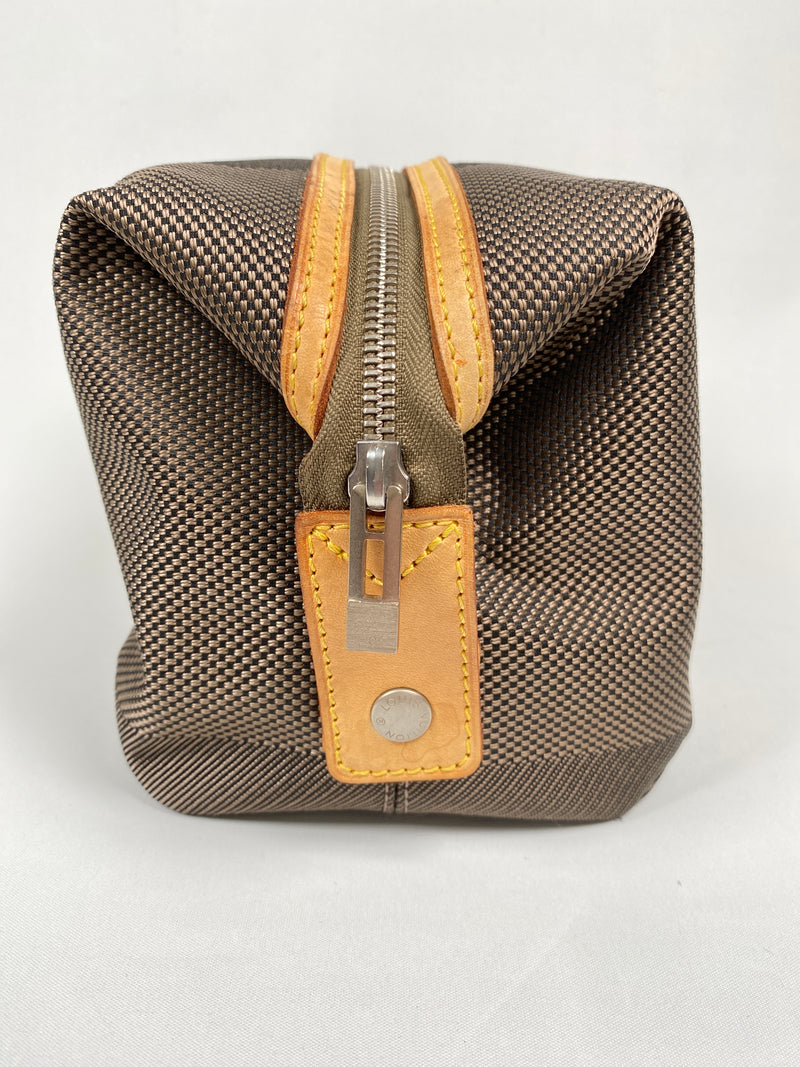 LOUIS VUITTON - DAMIER GEANT ALBATROS TOILETRY BAG