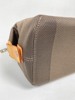 LOUIS VUITTON - DAMIER GEANT ALBATROS TOILETRY BAG