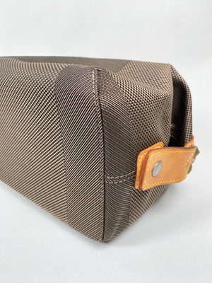 LOUIS VUITTON - DAMIER GEANT ALBATROS TOILETRY BAG