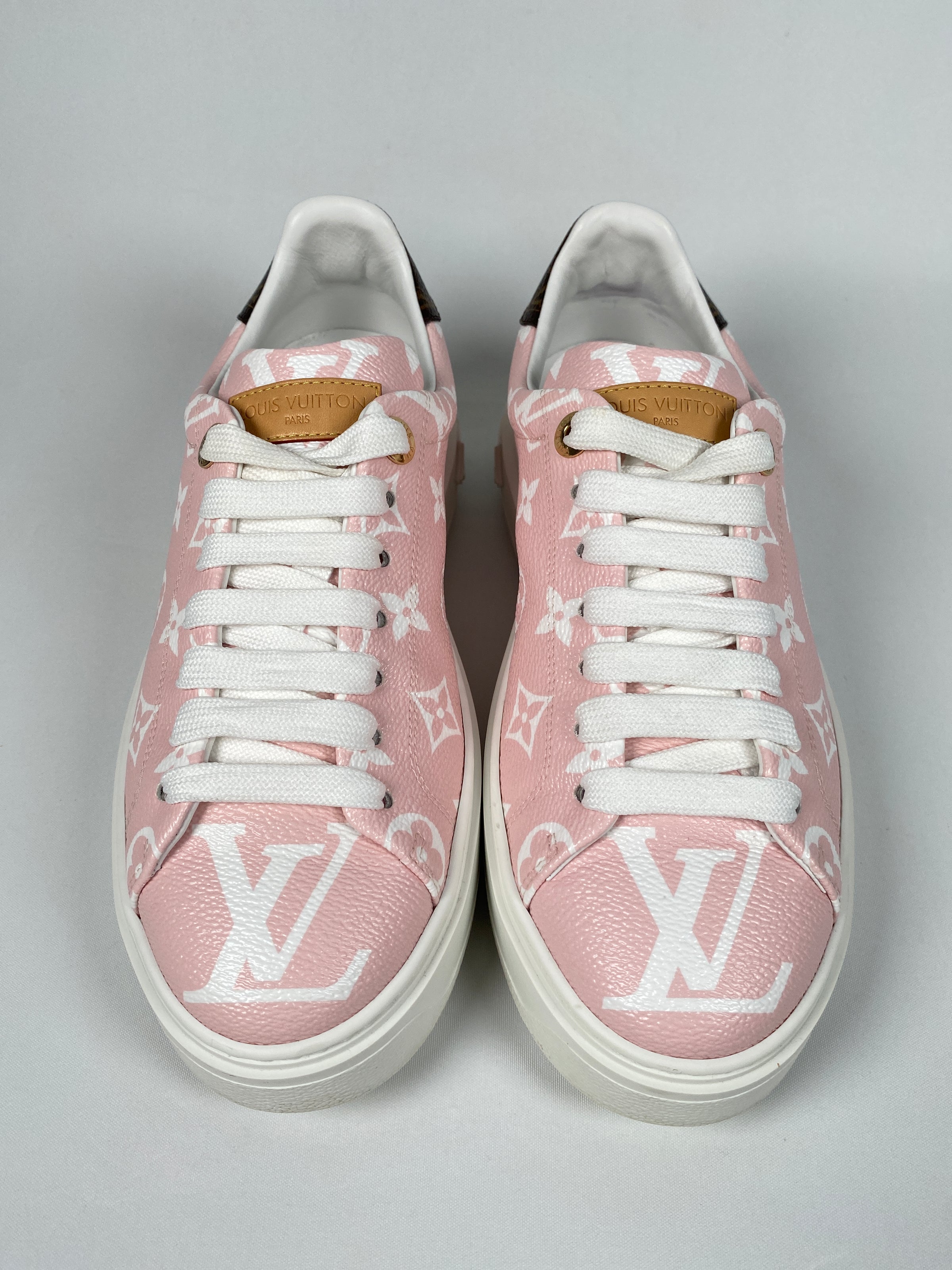 LOUIS VUITTON - TIME OUT SNEAKER IN ROSE - SZ 38 – RE.LUXE AU