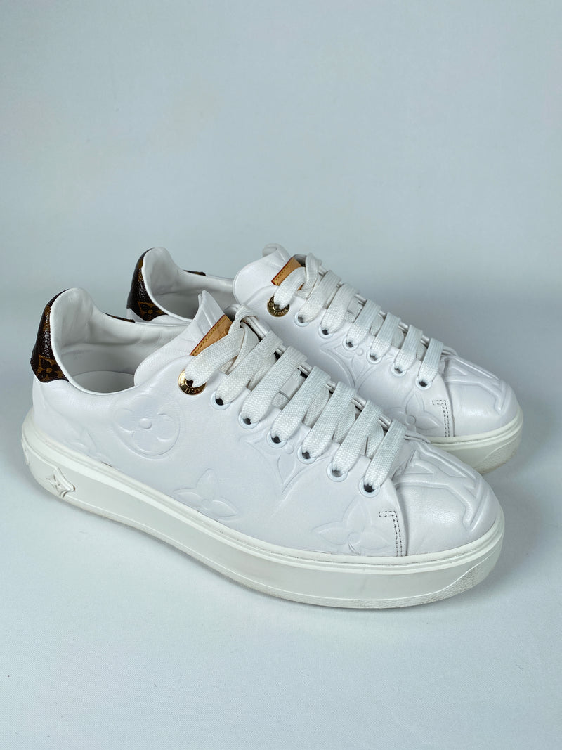 LOUIS VUITTON - TIME OUT SNEAKER IN WHITE - SZ 38