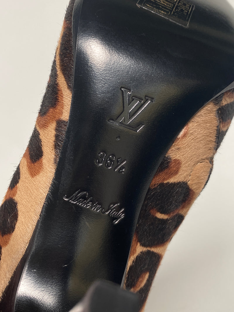 LOUIS VUITTON - WILD KNEE HIGH ANIMAL PRINT BOOTS - SZ 36.5