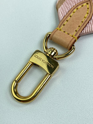 LOUIS VUITTON - ROSE CLAIR MULTI POCHETTE BANDOULIERE STRAP