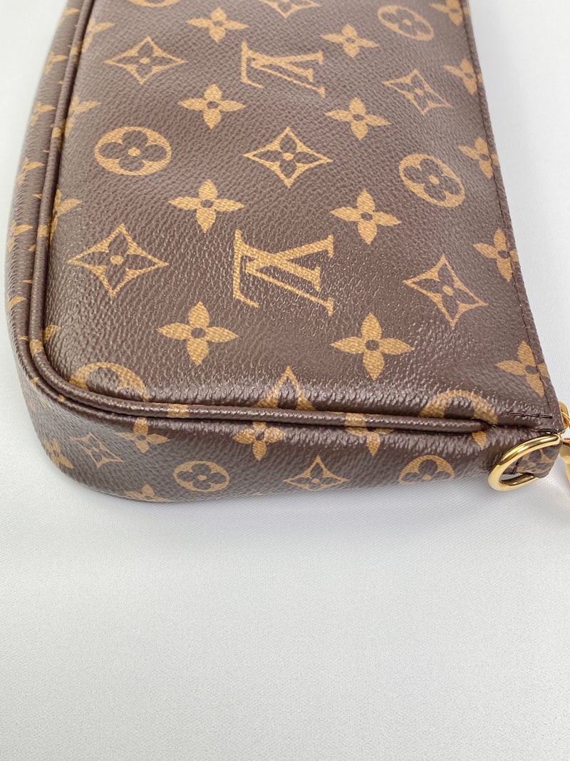 LOUIS VUITTON - LARGE POUCH FROM MULTI POCHETTE ACCESSORIES