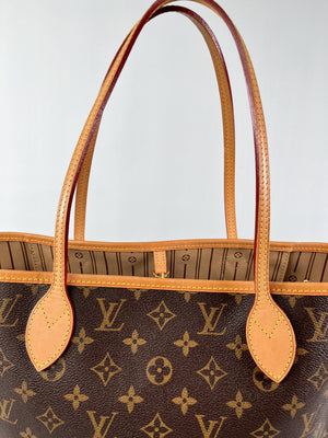 LOUIS VUITTON - NEVERFULL MM TOTE IN MONOGRAM WITH BEIGE INTERIOR