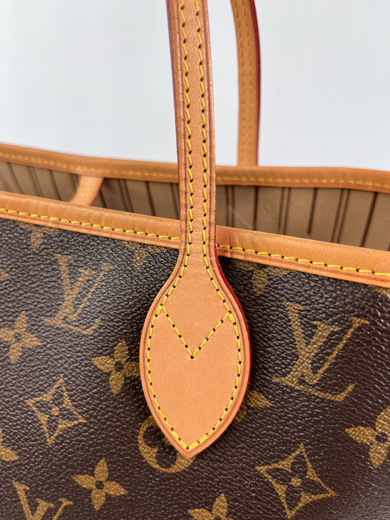LOUIS VUITTON - NEVERFULL MM TOTE IN MONOGRAM WITH BEIGE INTERIOR