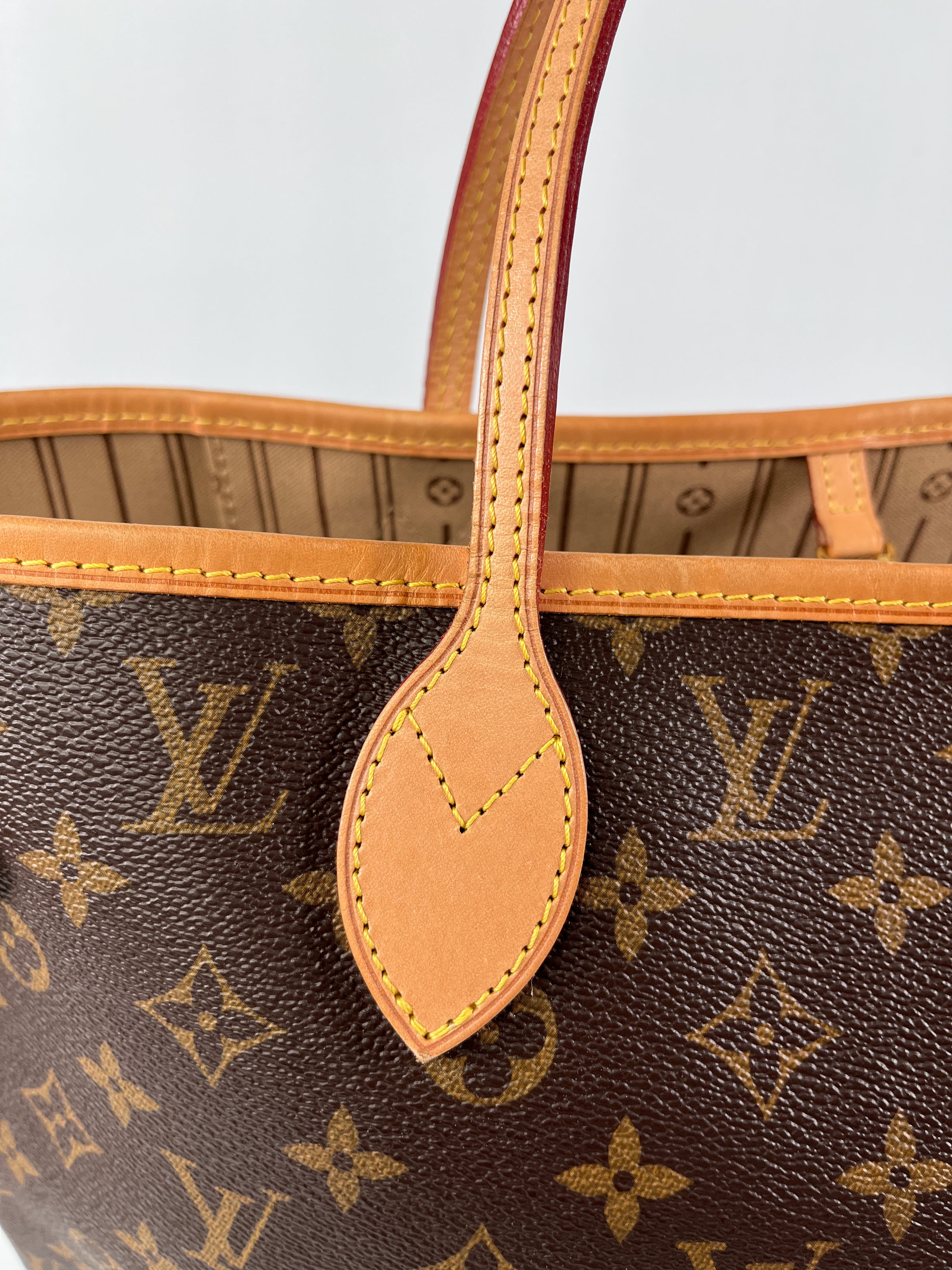 Louis Vuitton Neverfull MM Beige in Coated Canvas with Gold-tone - US