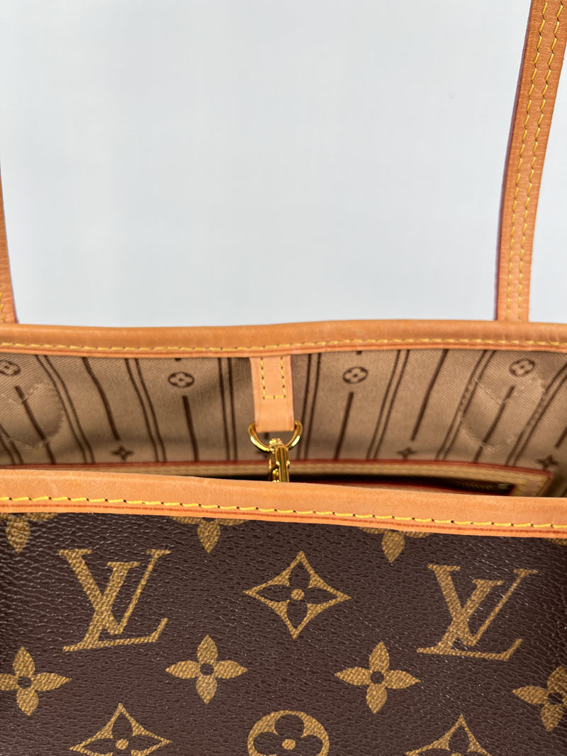 LOUIS VUITTON - NEVERFULL MM TOTE IN MONOGRAM WITH BEIGE INTERIOR