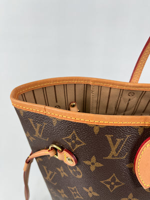 LOUIS VUITTON - NEVERFULL MM TOTE IN MONOGRAM WITH BEIGE INTERIOR