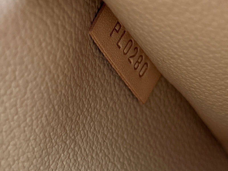 LOUIS VUITTON - NICE BB TRAVEL CASE IN MONOGRAM CANVAS
