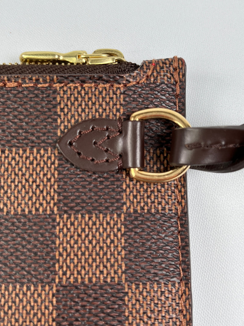 LOUIS VUITTON - NEVERFULL MM POUCH IN DAMIER EBENE