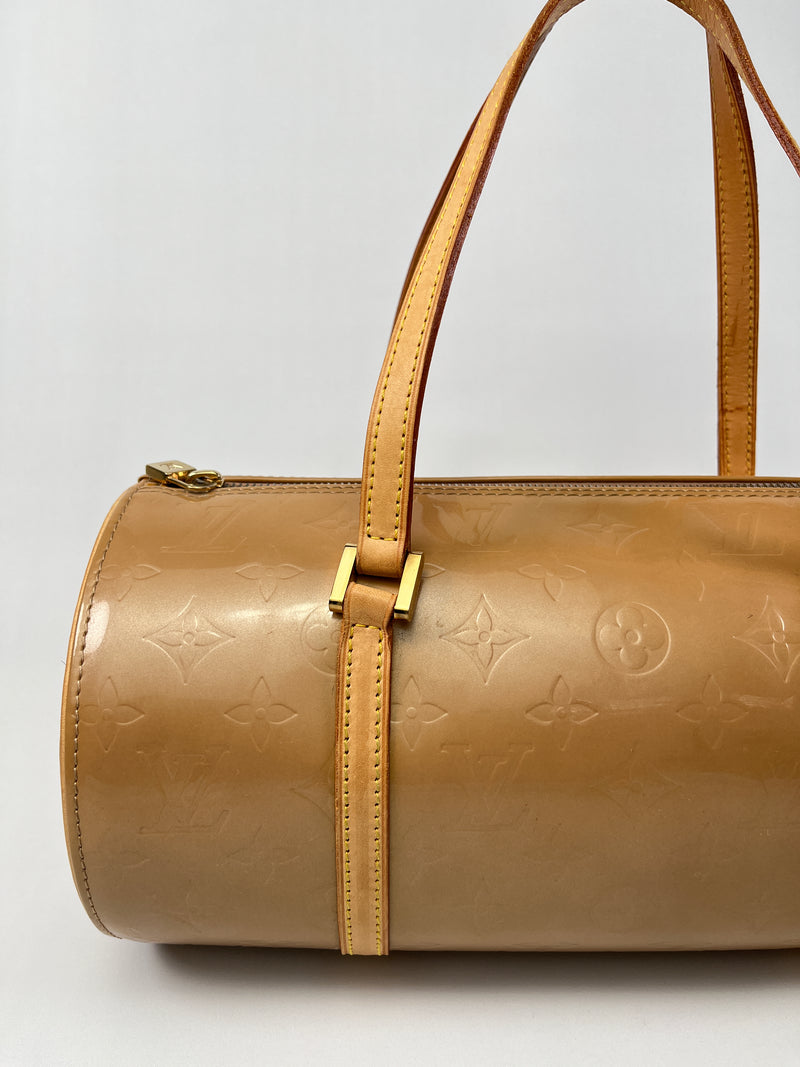 LOUIS VUITTON - BEDFORD PAPILLON BAG IN BEIGE MONOGRAM VERNIS