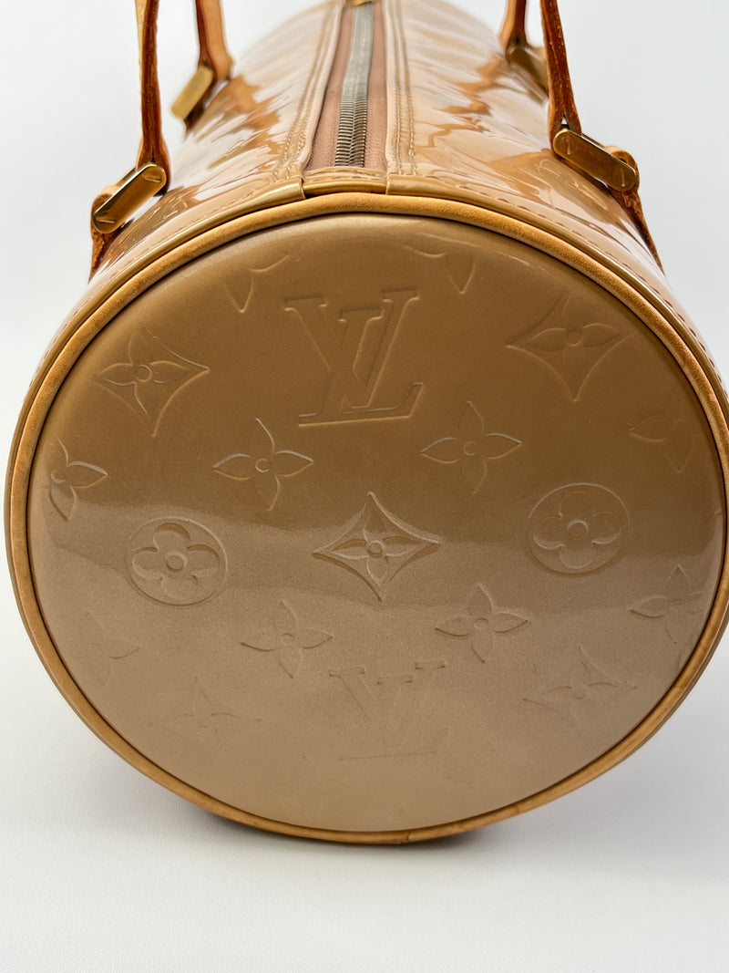 LOUIS VUITTON - BEDFORD PAPILLON BAG IN BEIGE MONOGRAM VERNIS