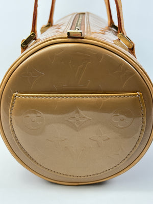 LOUIS VUITTON - BEDFORD PAPILLON BAG IN BEIGE MONOGRAM VERNIS