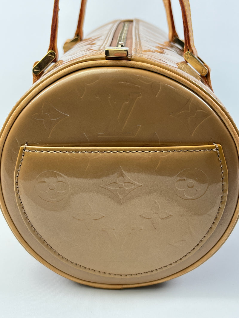 LOUIS VUITTON - BEDFORD PAPILLON BAG IN BEIGE MONOGRAM VERNIS
