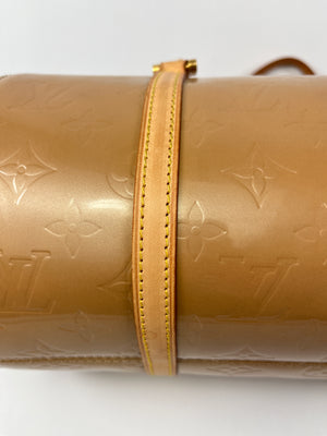LOUIS VUITTON - BEDFORD PAPILLON BAG IN BEIGE MONOGRAM VERNIS