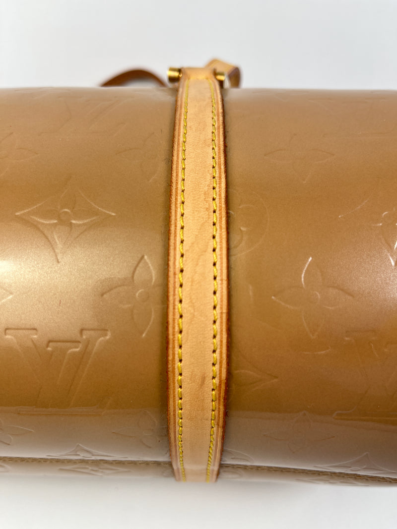 LOUIS VUITTON - BEDFORD PAPILLON BAG IN BEIGE MONOGRAM VERNIS