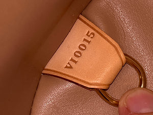 LOUIS VUITTON - BEDFORD PAPILLON BAG IN BEIGE MONOGRAM VERNIS