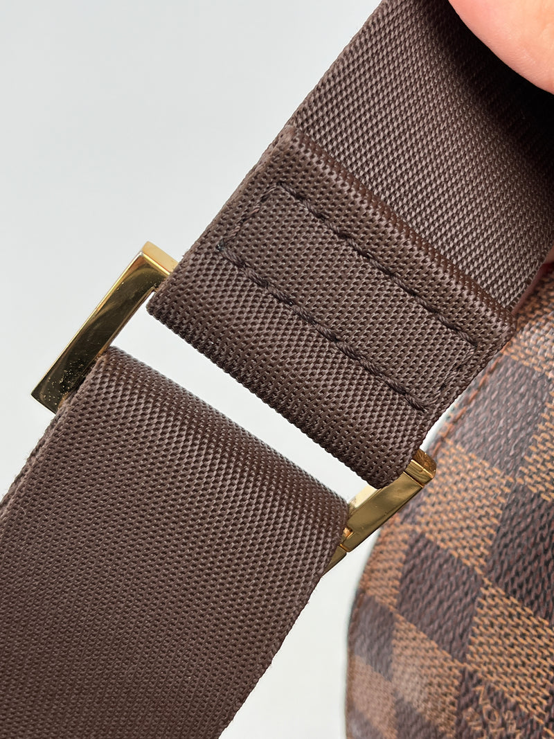 LOUIS VUITTON - GERONIMOS BELT BAG IN DAMIER EBENE - YR 2009