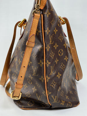 LOUIS VUITTON - PALERMO GM IN MONOGRAM CANVAS