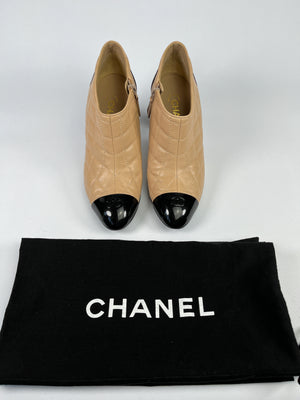 CHANEL - QUILTED LEATHER CC CAP TOE ANKLE BOOTIES - SZ 37C