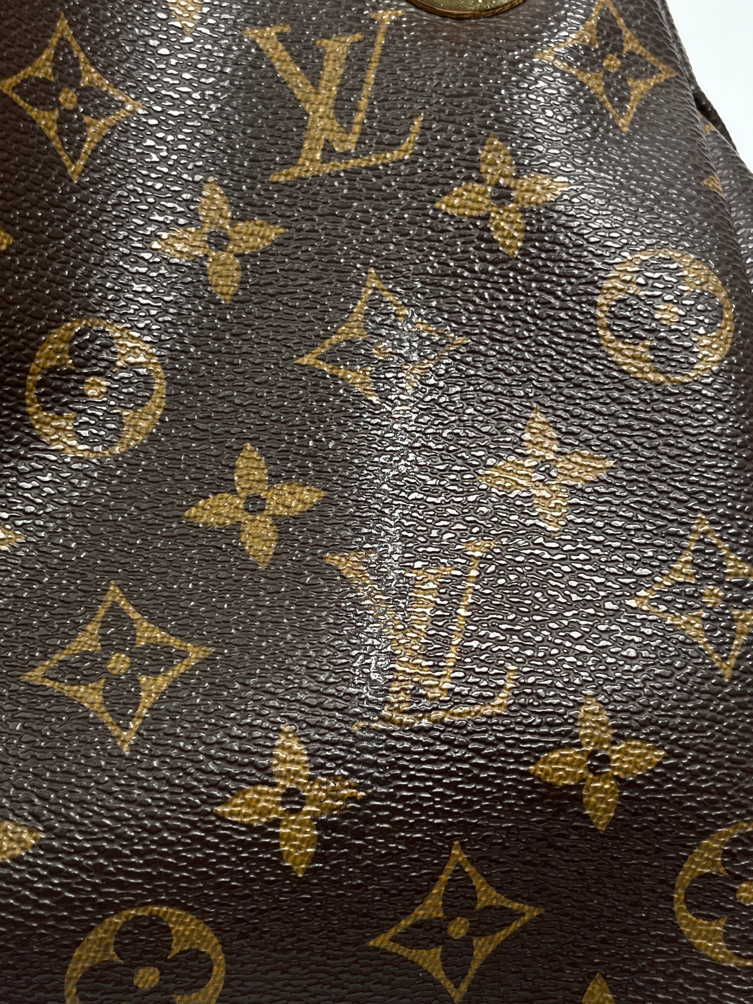 LOUIS VUITTON - ARTSY MM IN MONOGRAM CANVAS – RE.LUXE AU