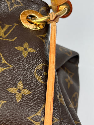 LOUIS VUITTON - ARTSY MM IN MONOGRAM CANVAS