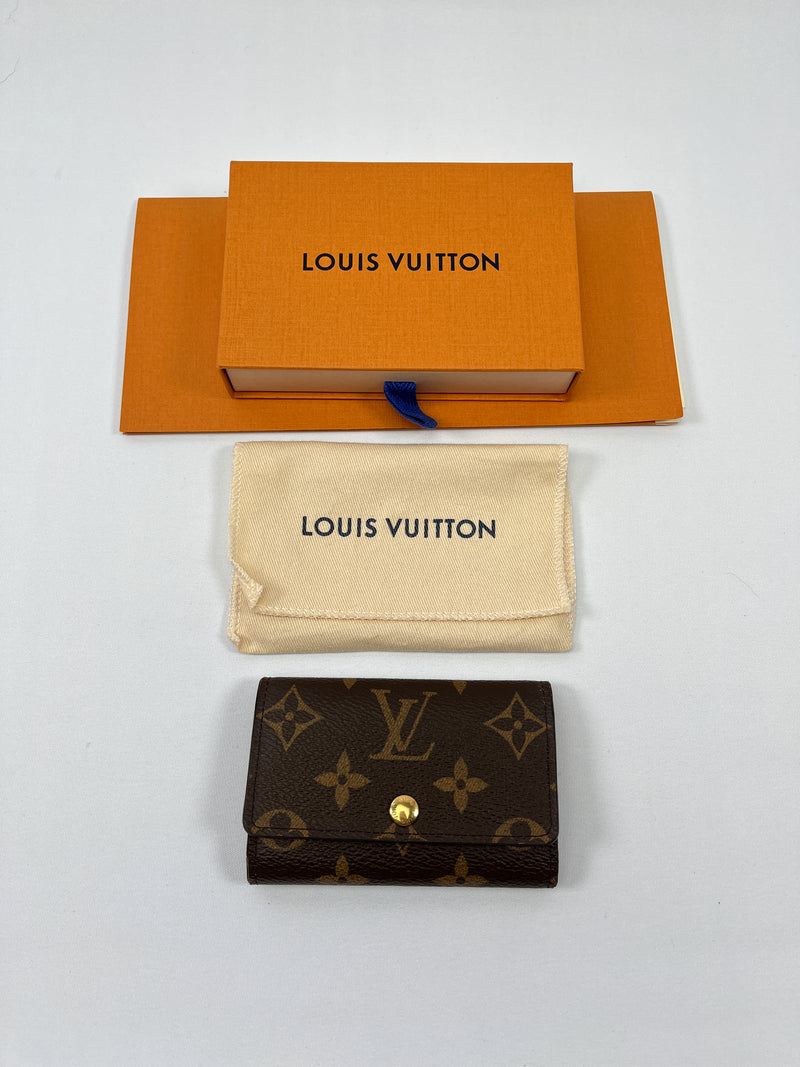 LOUIS VUITTON - MULTICLES 6 KEY HOLDER MONOGRAM CANVAS