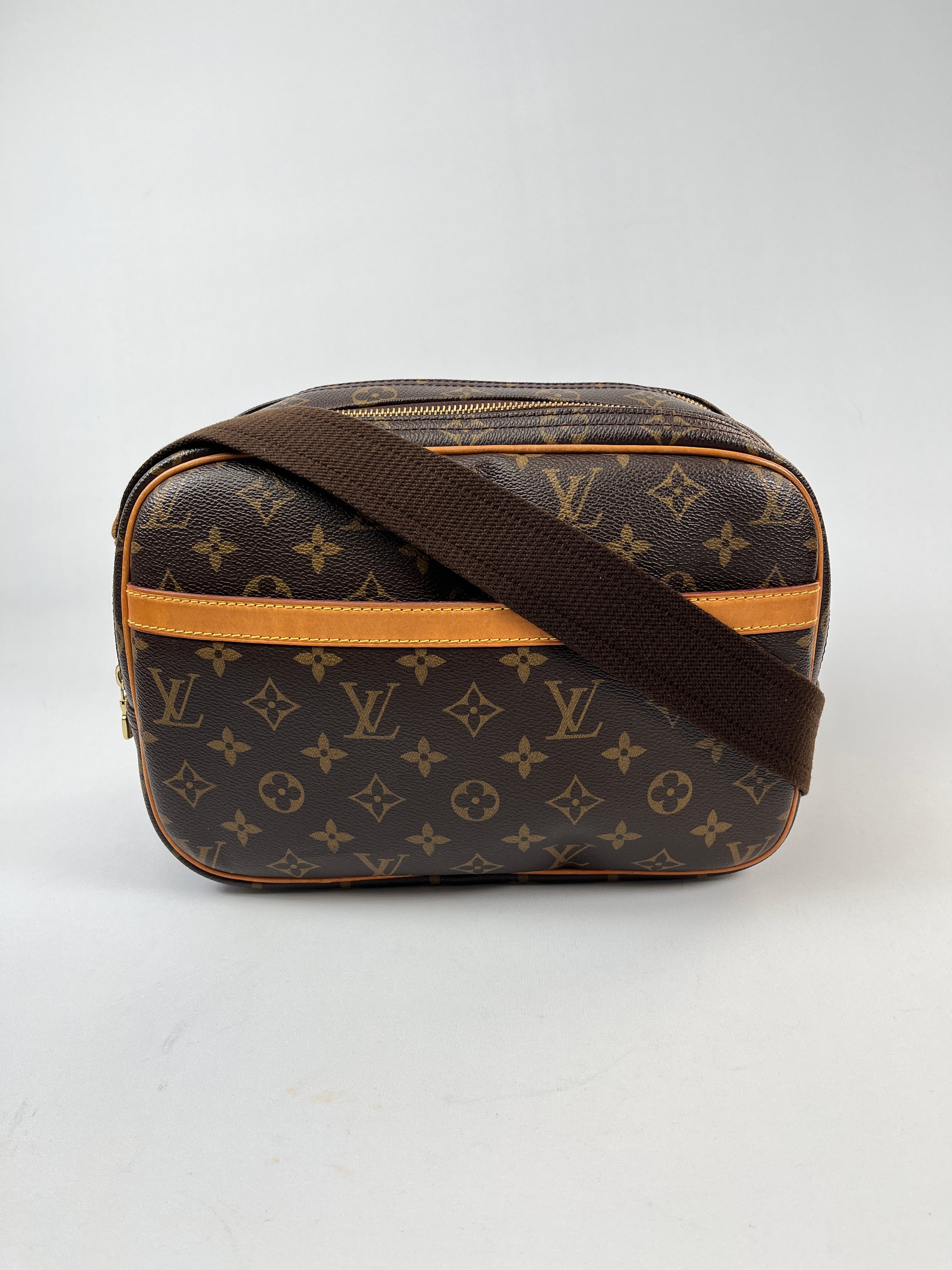 Monogram Canvas Reporter PM