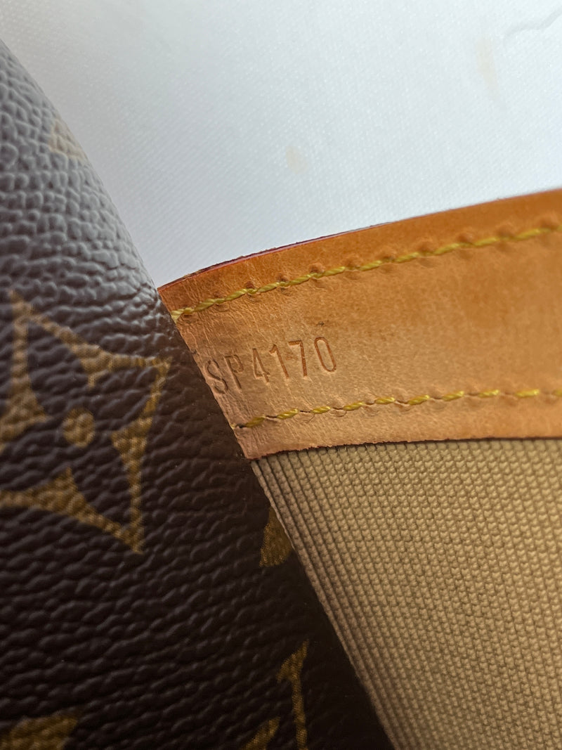 LOUIS VUITTON - REPORTER PM IN MONOGRAM CANVAS - YR 2010