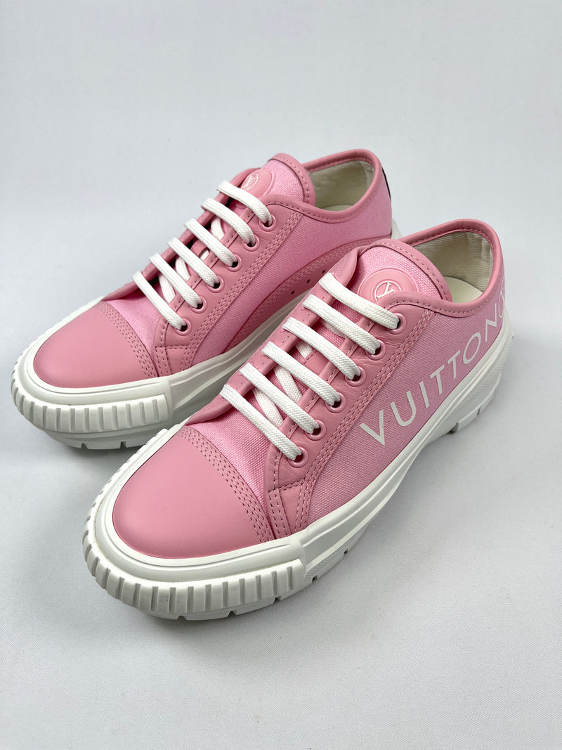 LOUIS VUITTON - SQUAD SNEAKER IN ROSE - SZ 37 WORN ONCE