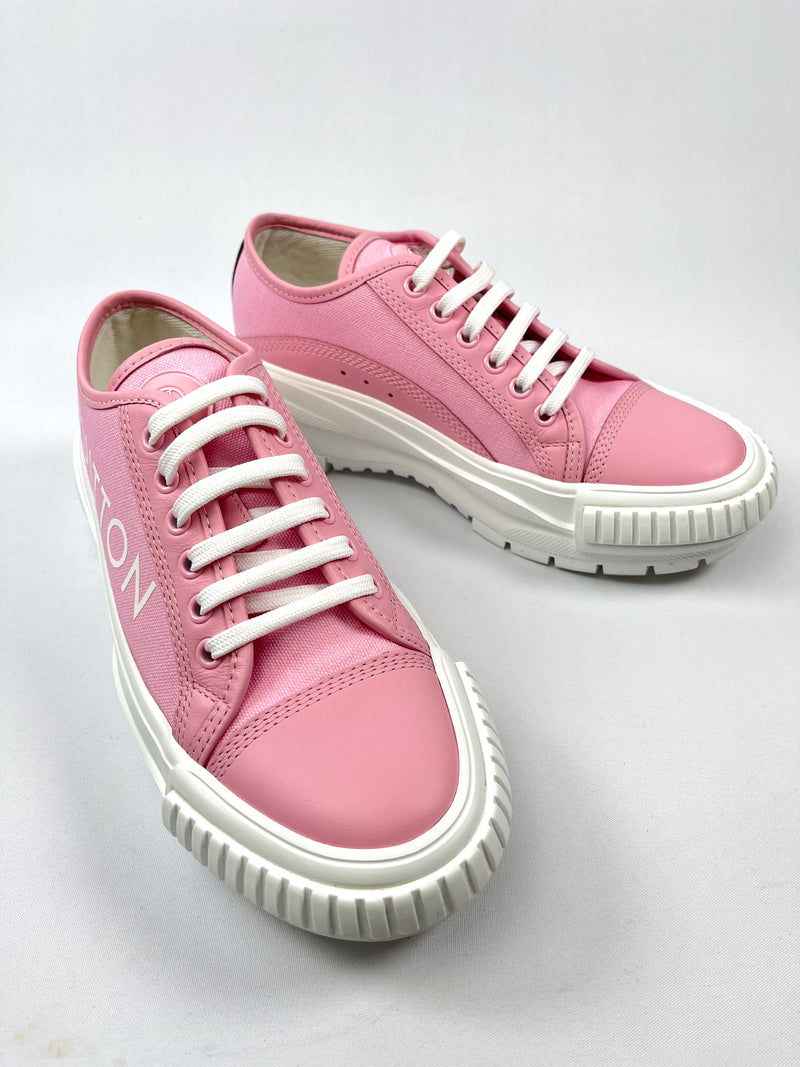 LOUIS VUITTON - SQUAD SNEAKER IN ROSE - SZ 37 WORN ONCE