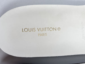 LOUIS VUITTON - SQUAD SNEAKER IN ROSE - SZ 37 WORN ONCE