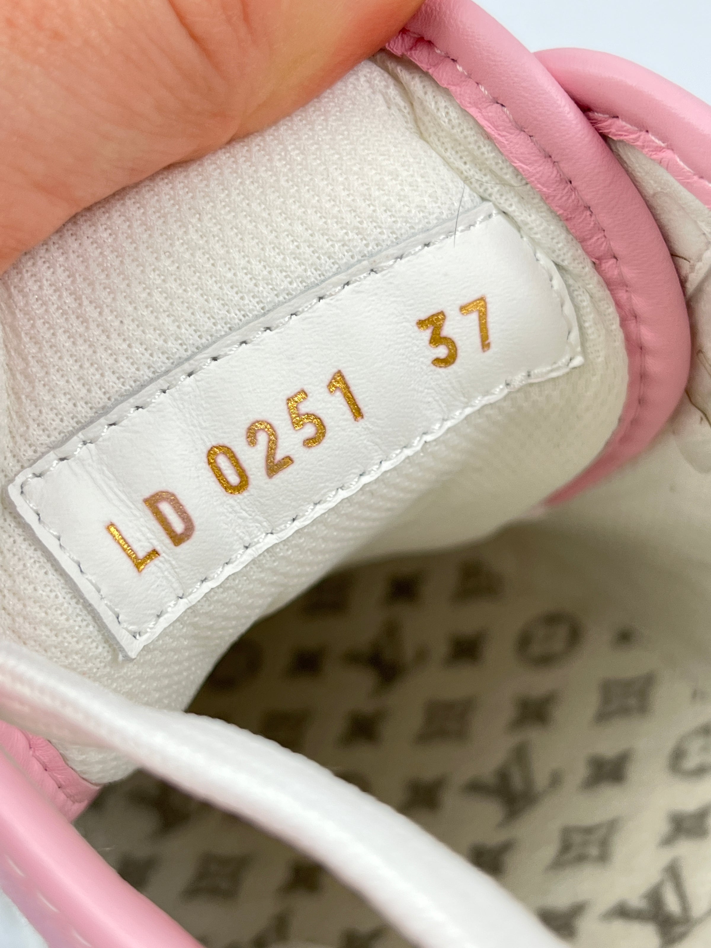 Louis Vuitton Sneakers aus Segeltuch - Rosa - Größe 39 - 32548876