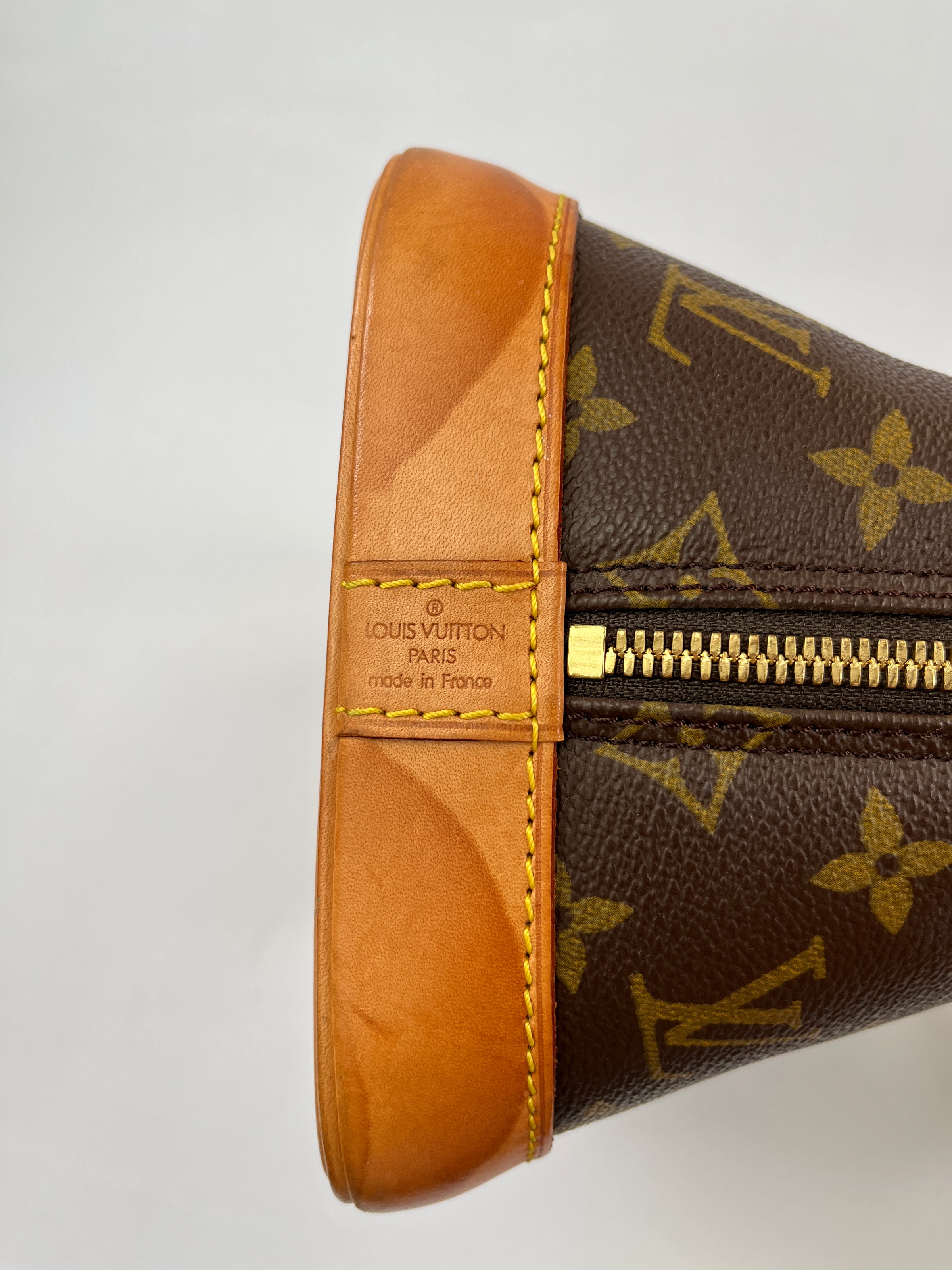 1996 Louis Vuitton Brown Monogram Canvas Vintage Alma PM